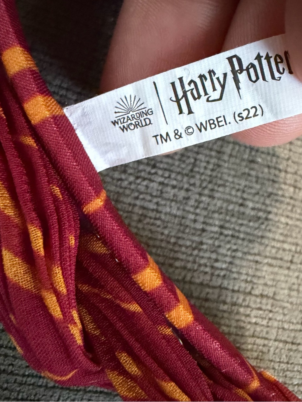 Harry Potter Wizarding World Headband - Picture 3 of 4